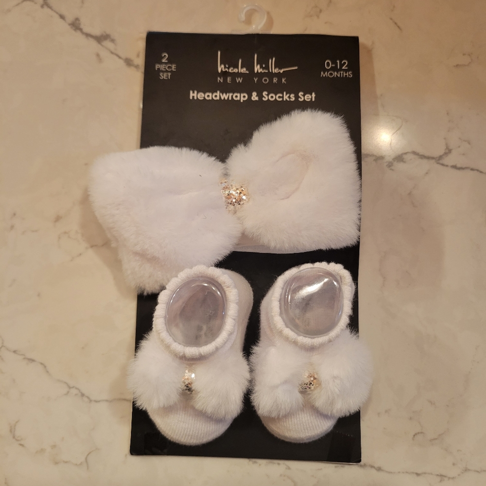 Nicole Miller Newborn Faux Fur Set